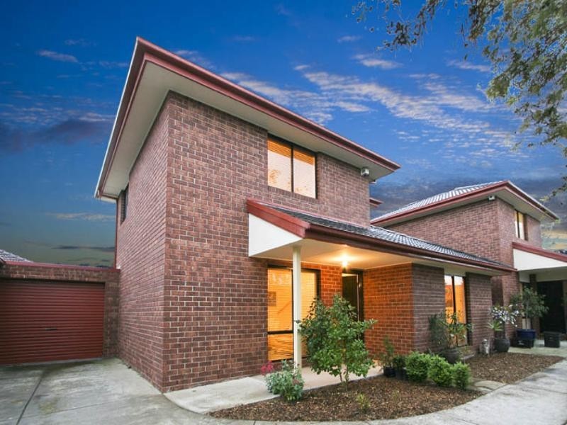 2/10 Stockdale Avenue, Clayton VIC 3168