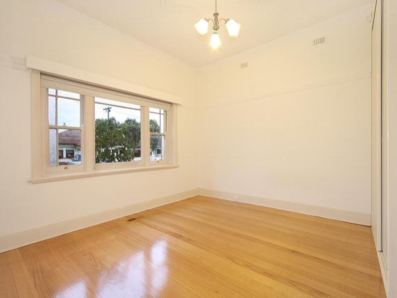 1/37 Calembeena Avenue, Hughesdale VIC 3166