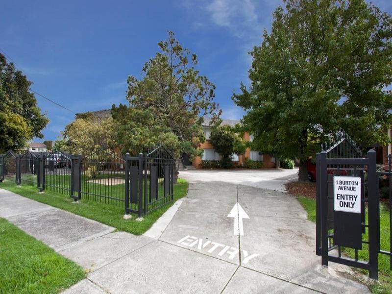 2/1 Burton Avenue, Clayton VIC 3168