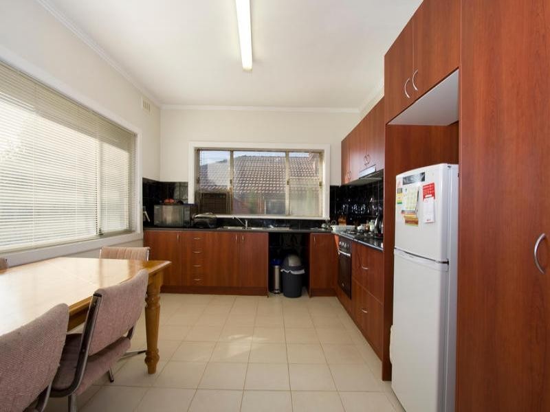 10 Mackie Road, Bentleigh East VIC 3165