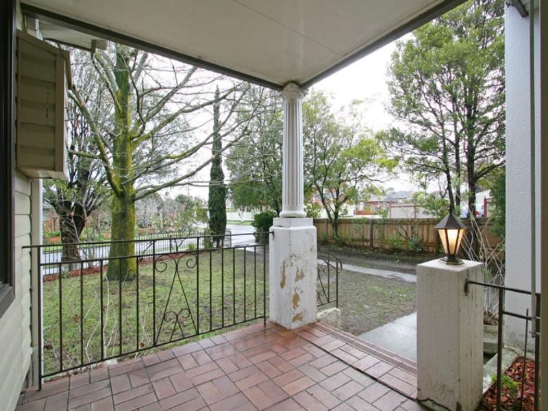 24 Gordon Avenue, Oakleigh East VIC 3166