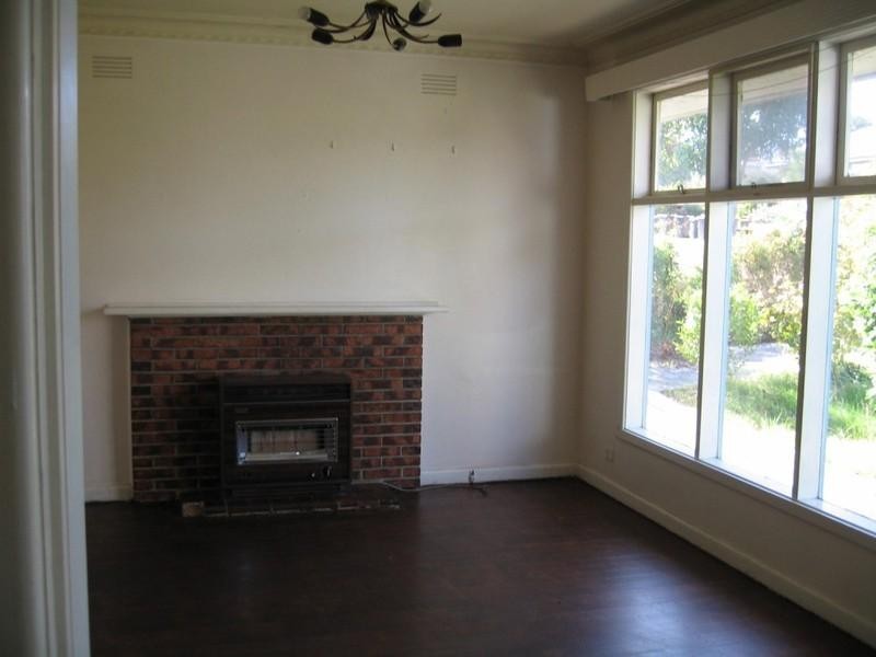 23 Alexander Avenue, Oakleigh East VIC 3166