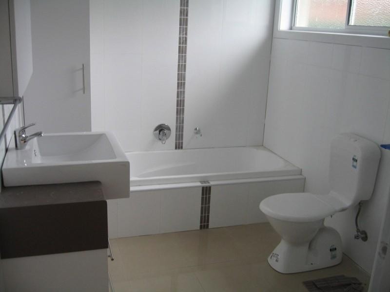 1/3 Parsons Street, Clayton VIC 3168