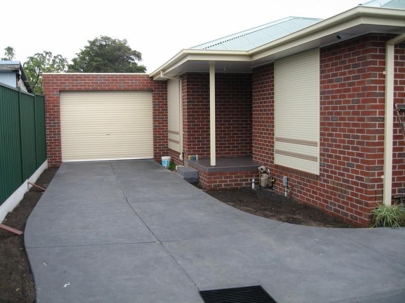 2/3 Parsons Street, Clayton VIC 3168