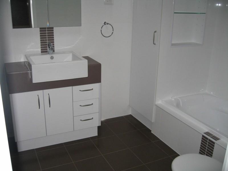 2/3 Parsons Street, Clayton VIC 3168