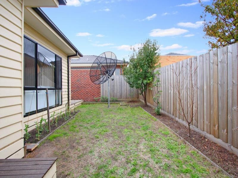 2/26 Banksia Street, Clayton VIC 3168