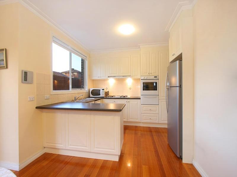2/36 Atkinson Street, Chadstone VIC 3148