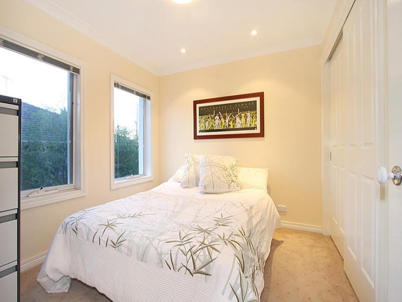 2/36 Atkinson Street, Chadstone VIC 3148