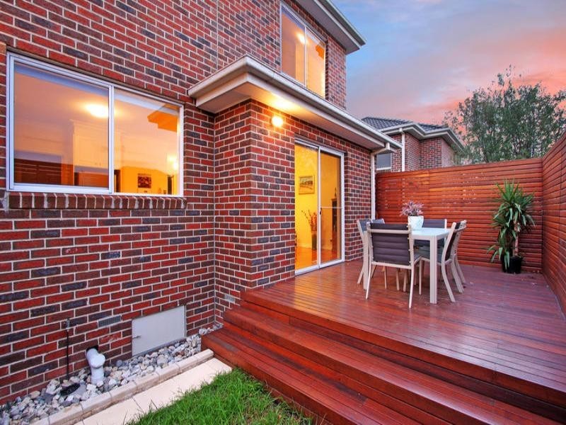 2/36 Atkinson Street, Chadstone VIC 3148
