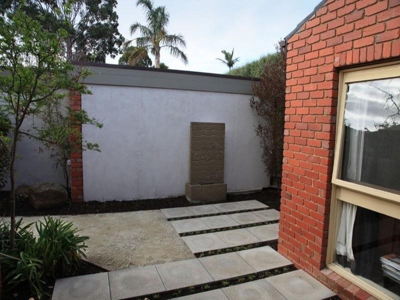 7/3 Landcox Street, Brighton East VIC 3187