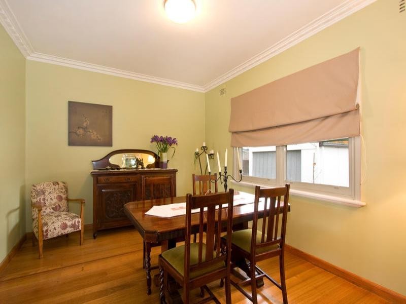 16 Sumersett Avenue, Oakleigh South VIC 3167