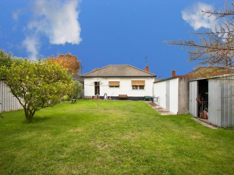 16 Sumersett Avenue, Oakleigh South VIC 3167