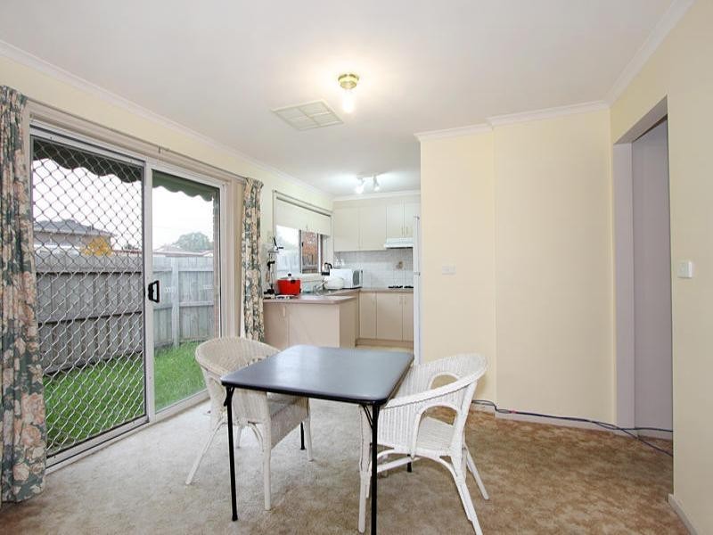 1/80 Scotsburn Avenue, Oakleigh South VIC 3167
