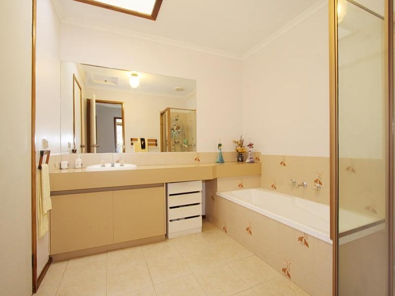 17/104 Springs Road, Clarinda VIC 3169