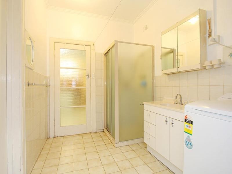 33 Chauvel Street, Bentleigh East VIC 3165