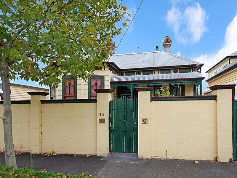 15 Downing Street, Oakleigh VIC 3166