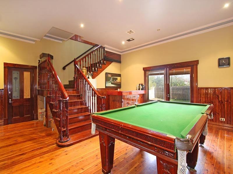 15 Downing Street, Oakleigh VIC 3166