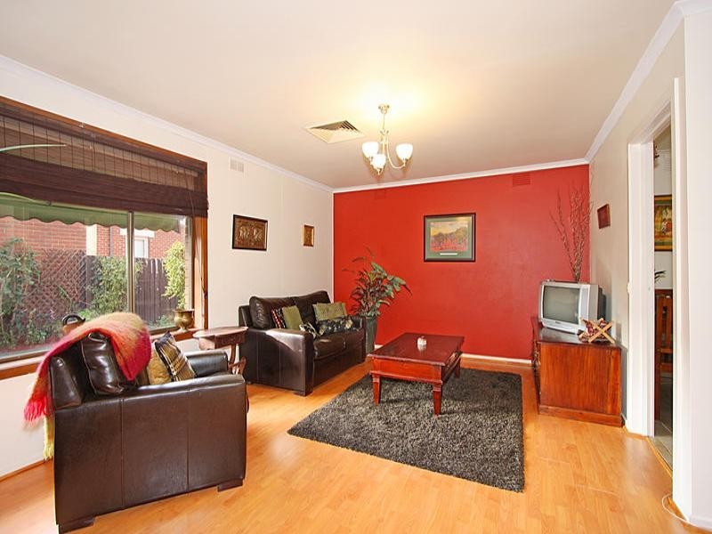 2/47 Golflinks Avenue, Oakleigh VIC 3166