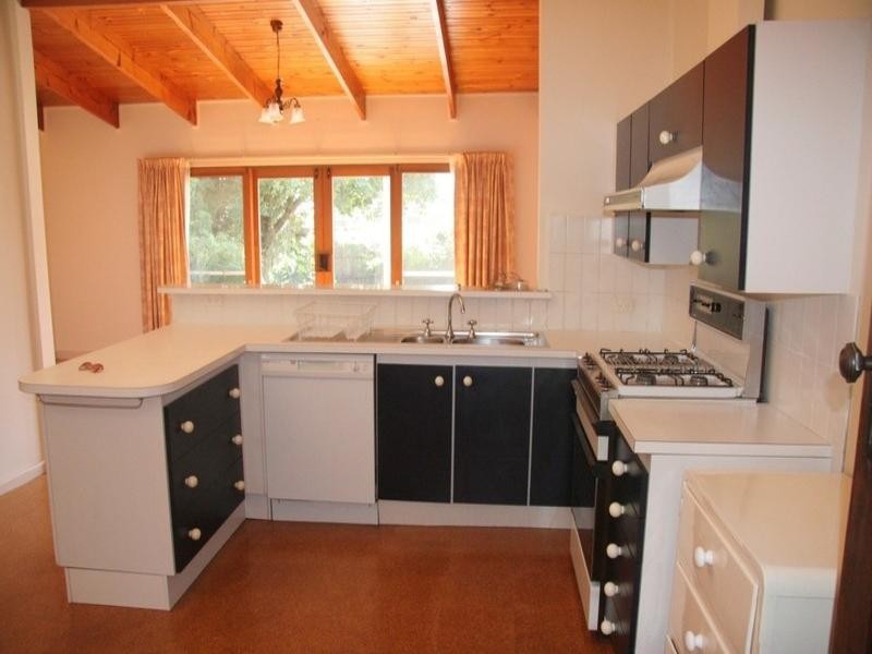 35 Hall Street, Mckinnon VIC 3204