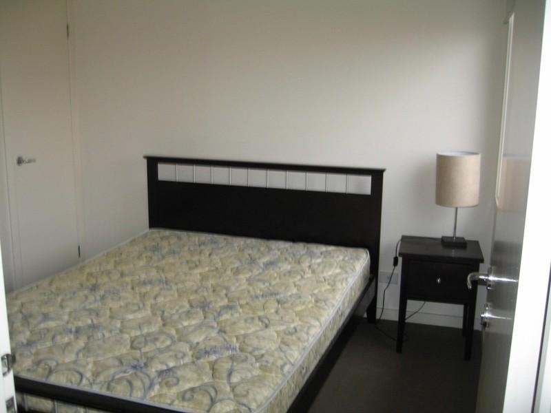 31/2 Greenfield Drive, Clayton VIC 3168