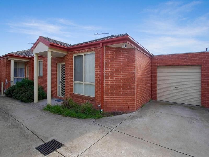 2/41 Madeleine Road, Clayton VIC 3168