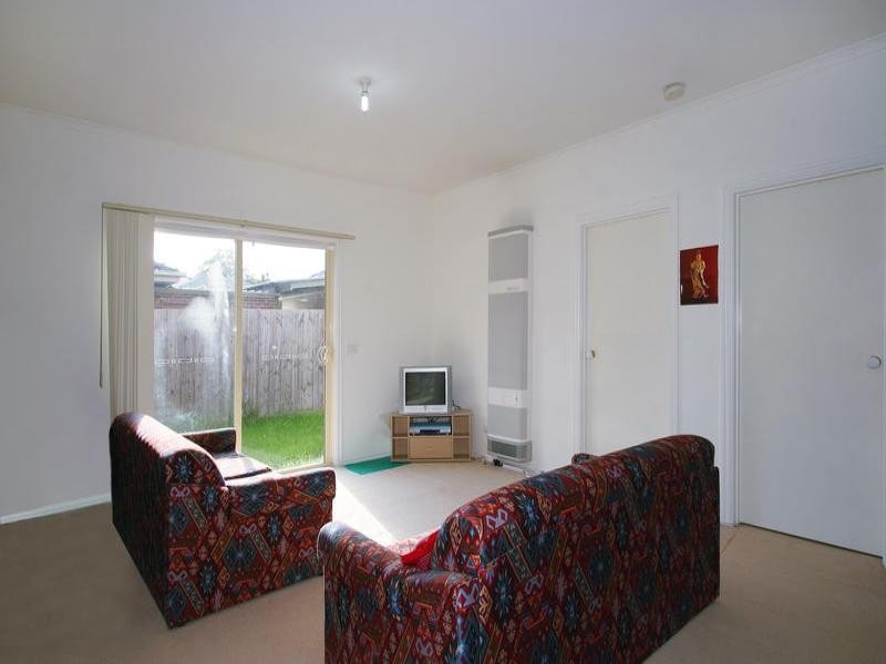 2/41 Madeleine Road, Clayton VIC 3168