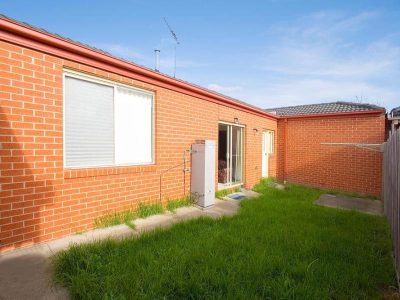 2/41 Madeleine Road, Clayton VIC 3168