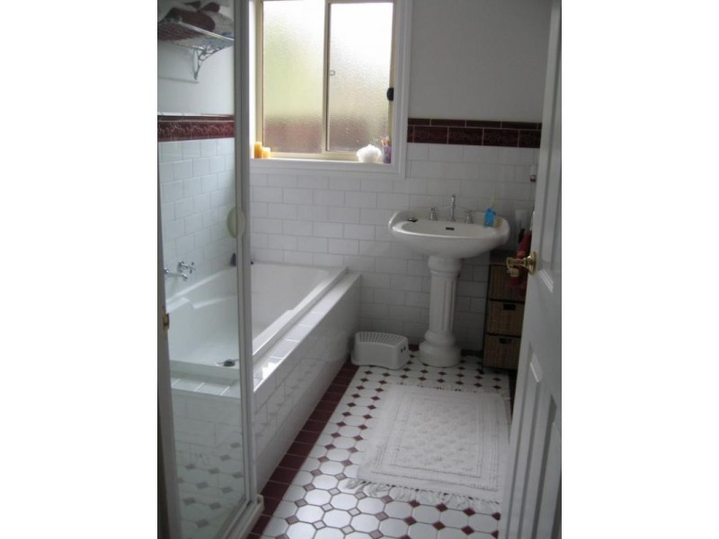 2/1417 North Road, Oakleigh VIC 3166