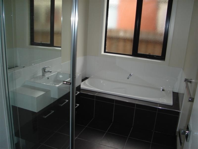 2/55 Eva Street, Clayton VIC 3168