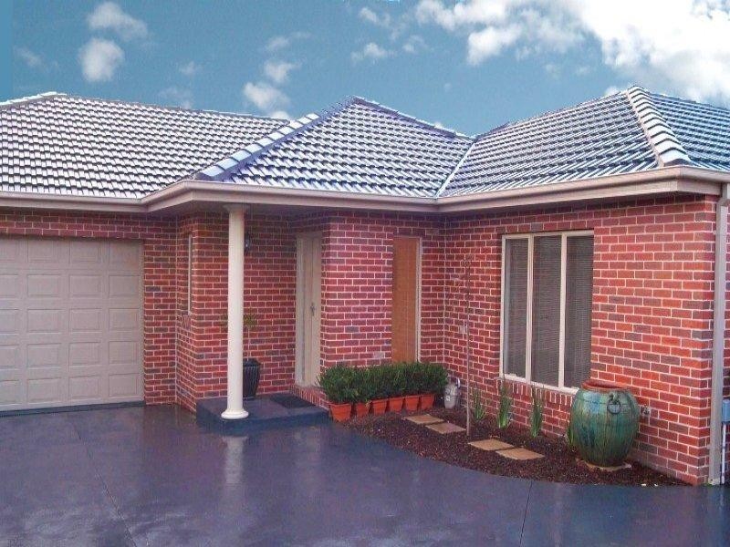 2/5 Inga Street, Oakleigh East VIC 3166