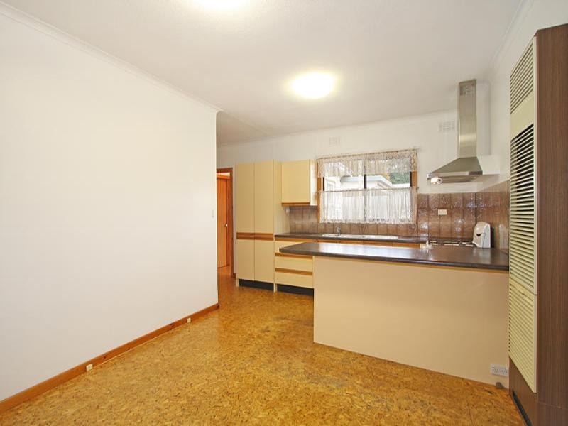 5 Arunta Crescent, Clayton South VIC 3169