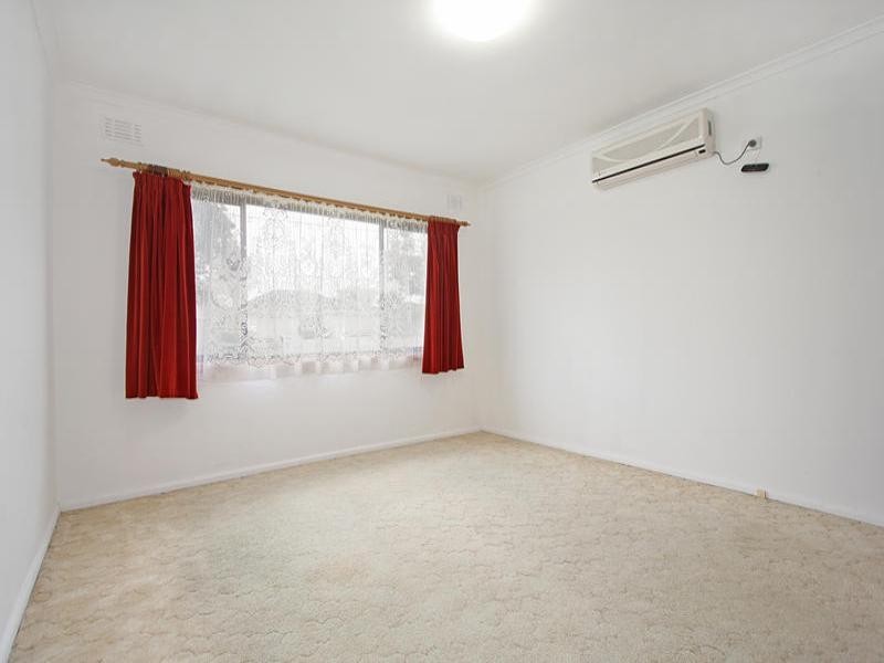 5 Arunta Crescent, Clayton South VIC 3169