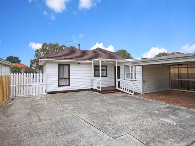 5 Arunta Crescent, Clayton South VIC 3169