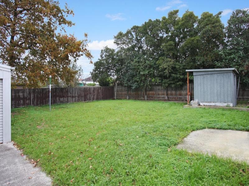 5 Arunta Crescent, Clayton South VIC 3169