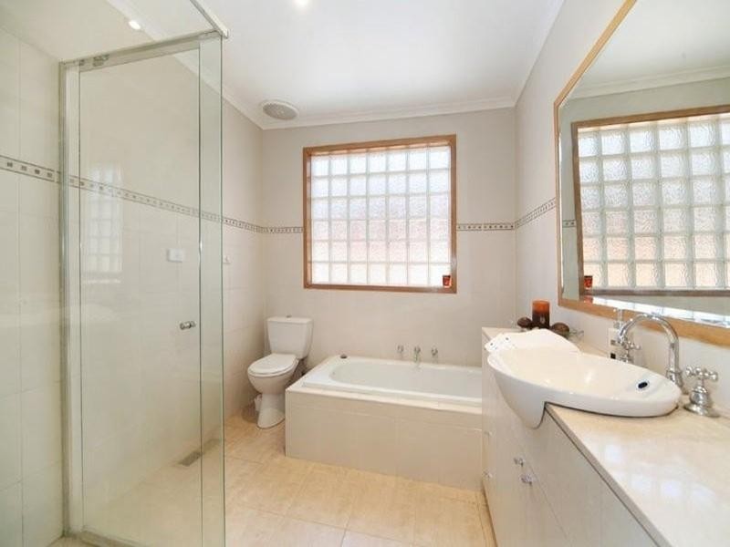 16 Lerina Street, Oakleigh VIC 3166