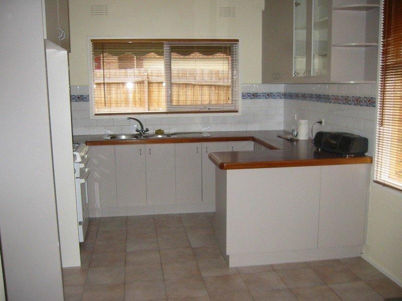 1/26 Elizabeth Street, Oakleigh East VIC 3166