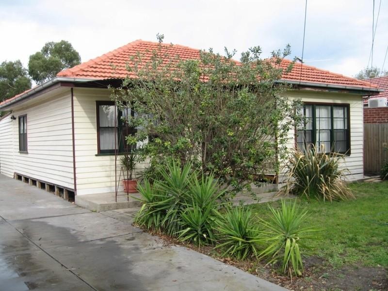 22 Mallawa Street, Clayton VIC 3168