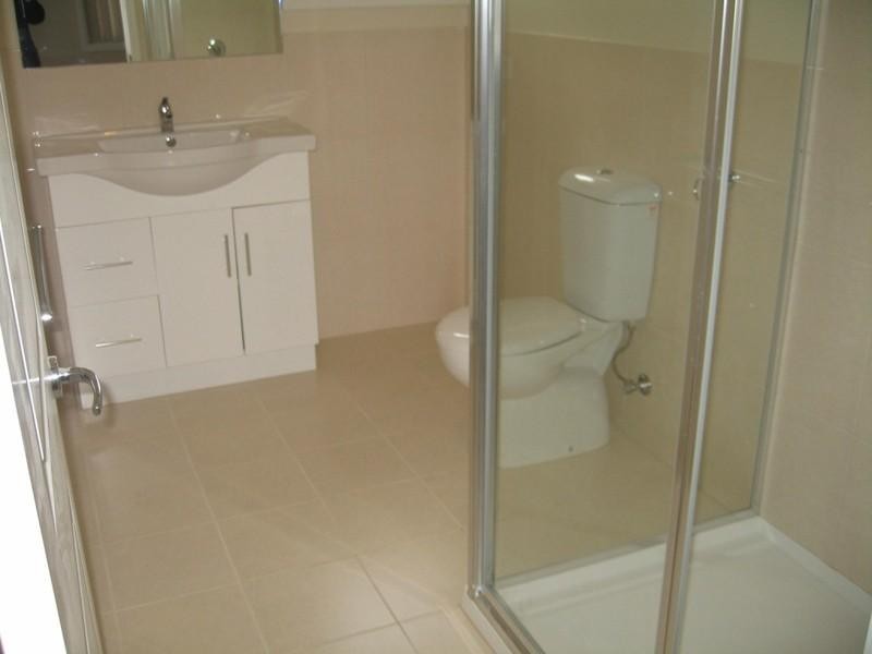 2/1 Batesford Road, Chadstone VIC 3148