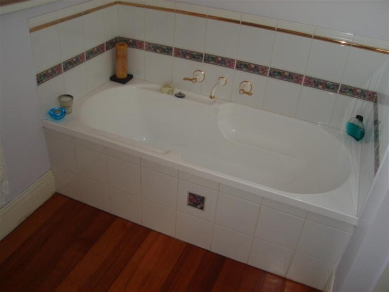 112 Atherton Road, Oakleigh VIC 3166