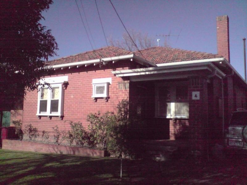 4 Rangeview Road, Malvern East VIC 3145