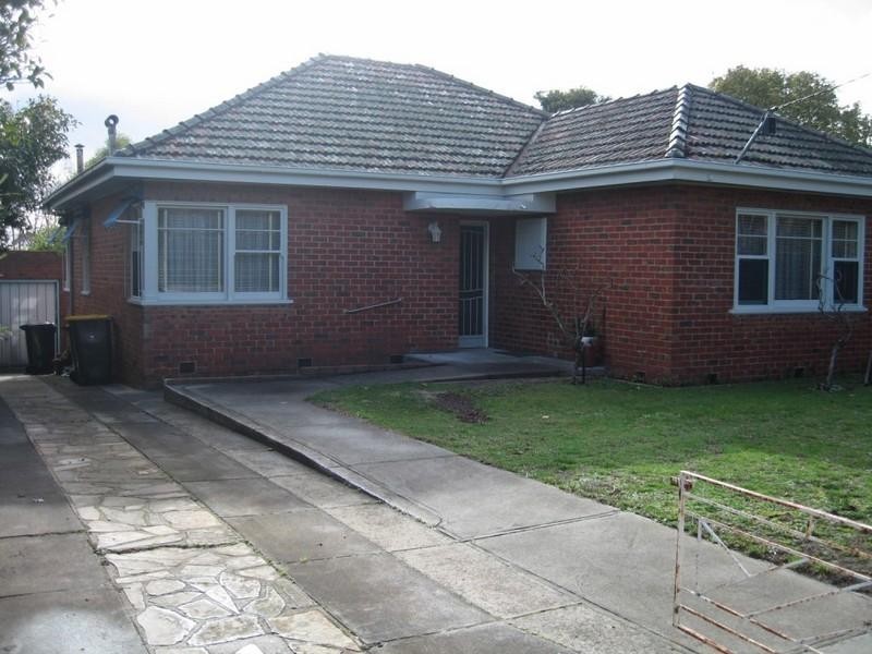 1 Fintonia Street, Hughesdale VIC 3166