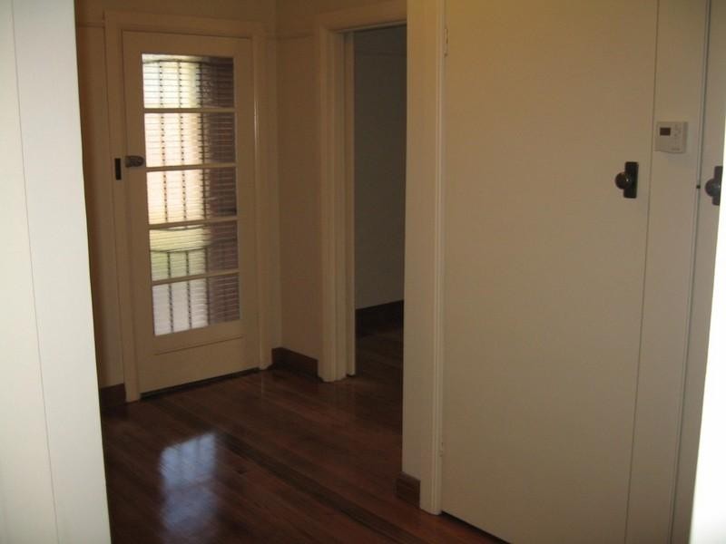 1 Fintonia Street, Hughesdale VIC 3166