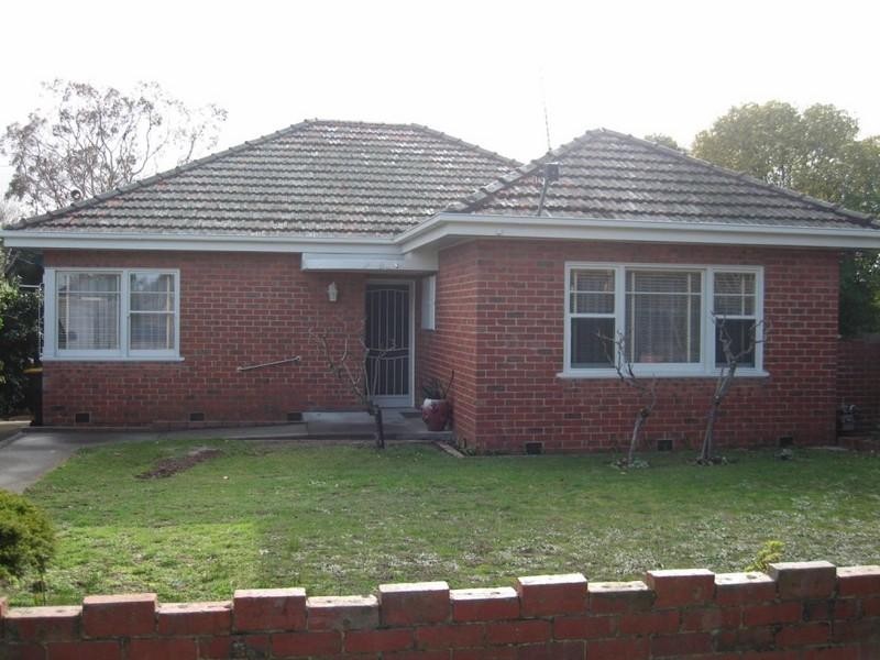 1 Fintonia Street, Hughesdale VIC 3166