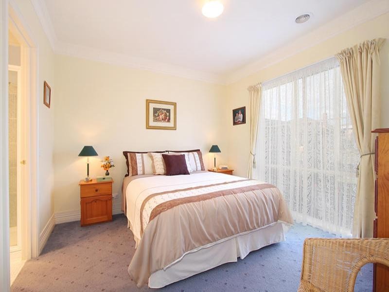 39 Bossington Street, Oakleigh South VIC 3167