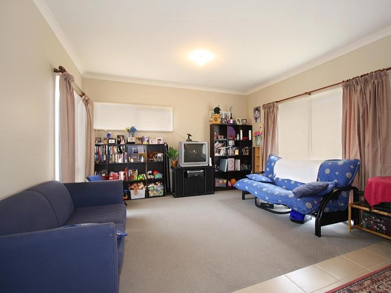 2/48 Ormond Road, Clayton VIC 3168