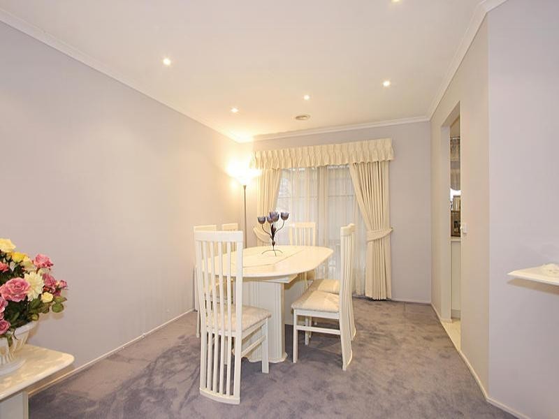 34 Dealing Drive, Oakleigh South VIC 3167