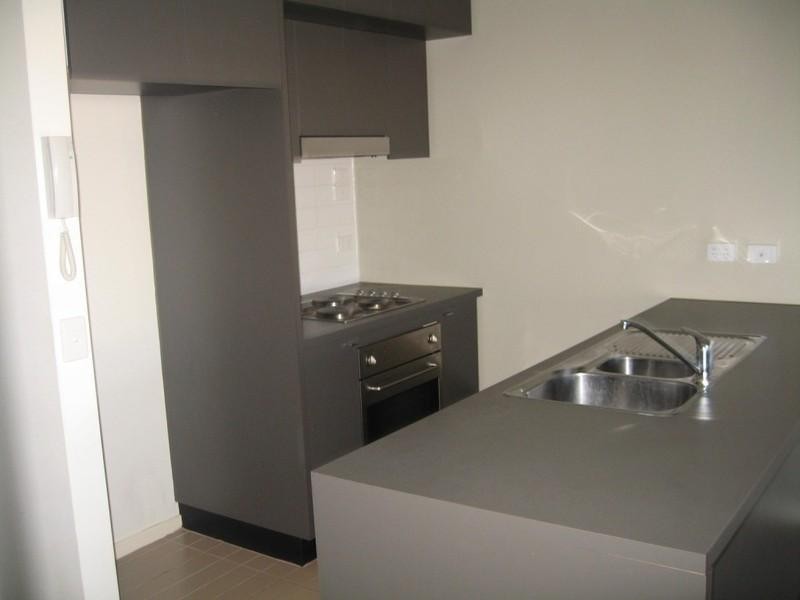 25/2 Monash Green Drive, Clayton VIC 3168