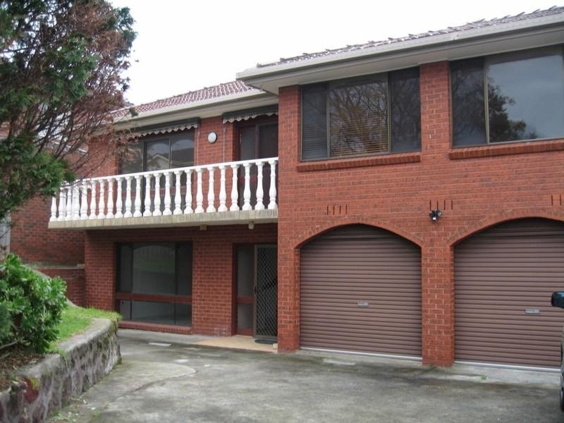 17 Outlook Court, Chadstone VIC 3148