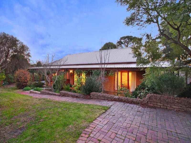2 Grange Street, Oakleigh VIC 3166