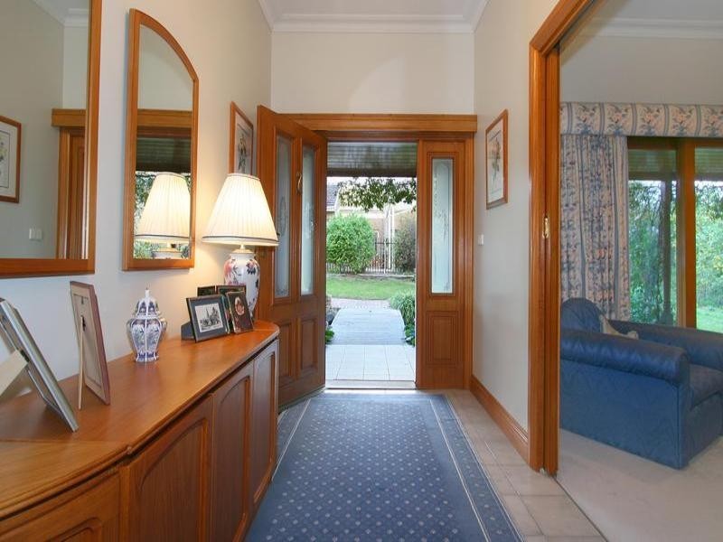 2 Grange Street, Oakleigh VIC 3166